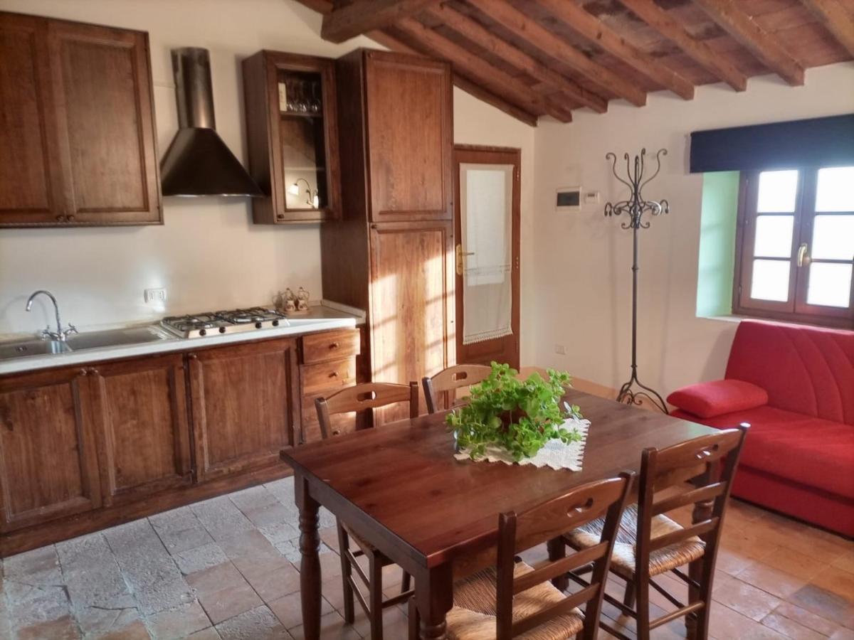 Martina Agriturismo Casentino - Fattoria Ventrina מראה חיצוני תמונה
